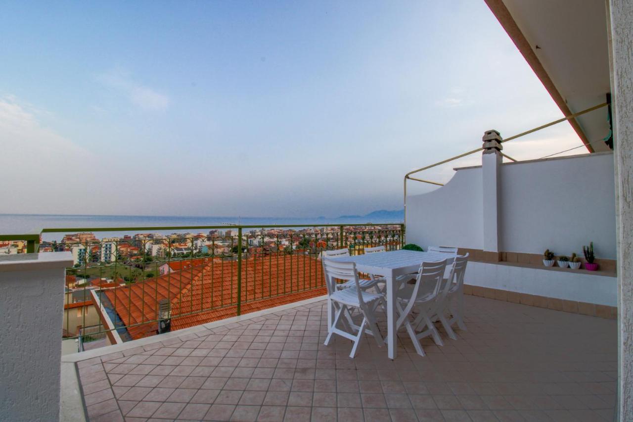 La Terrazza - By Ligooria Apartment Pietra Ligure Exterior photo